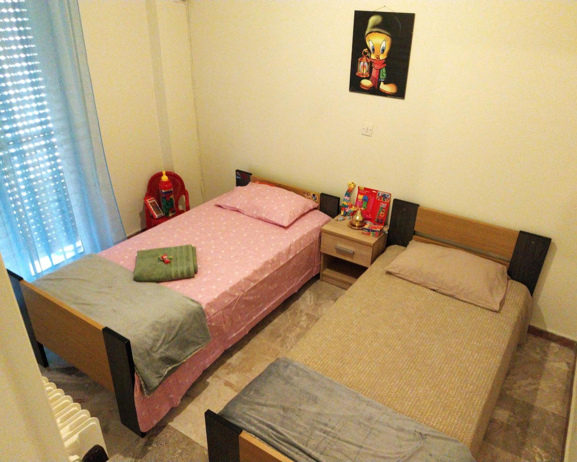 Cozy & Bright Home 50M From Subway -Agios Antonios Atenas Exterior foto
