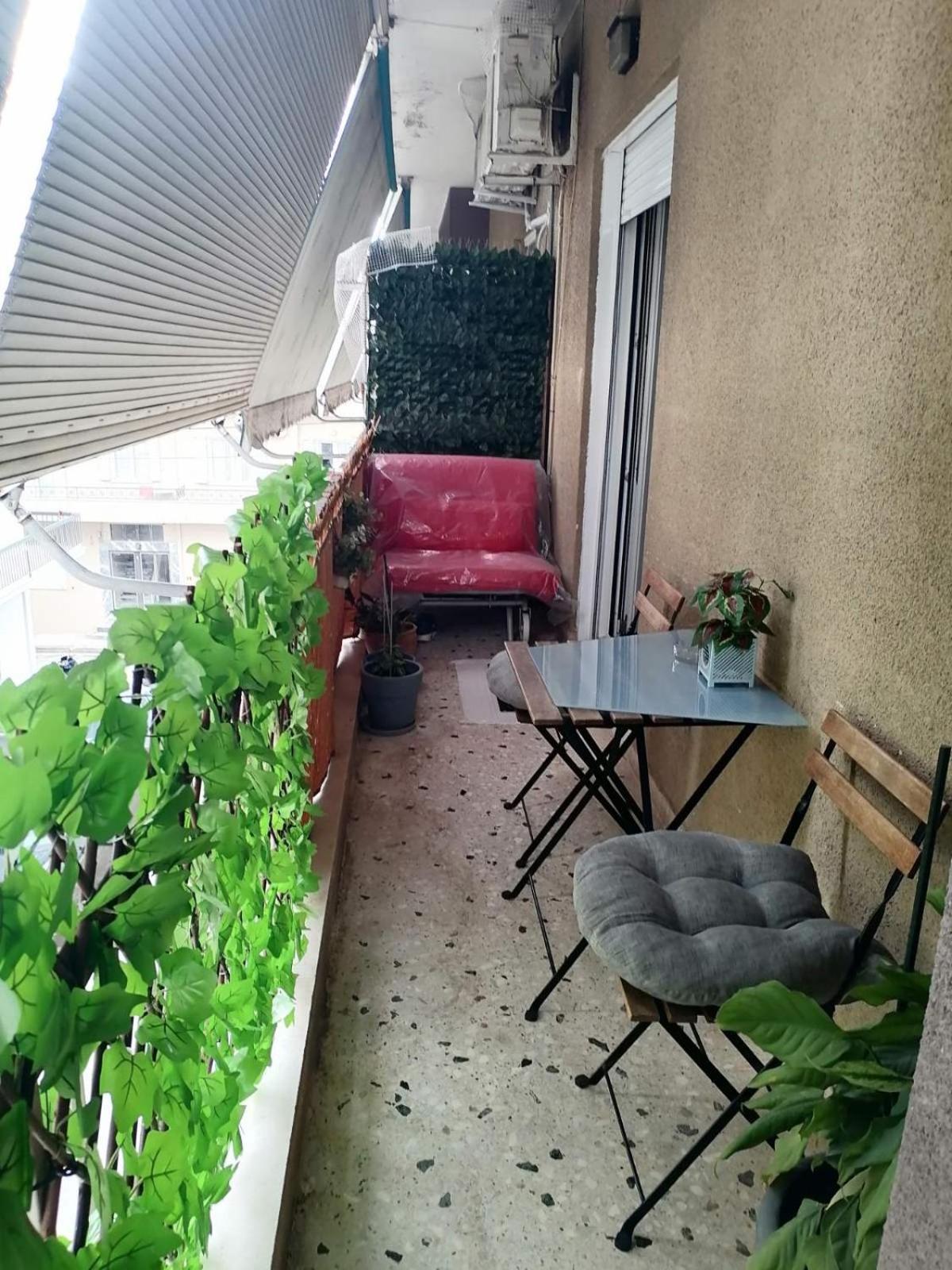 Cozy & Bright Home 50M From Subway -Agios Antonios Atenas Exterior foto
